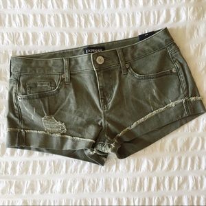 NWT Express Relaxed Low Rise Olive Shorts